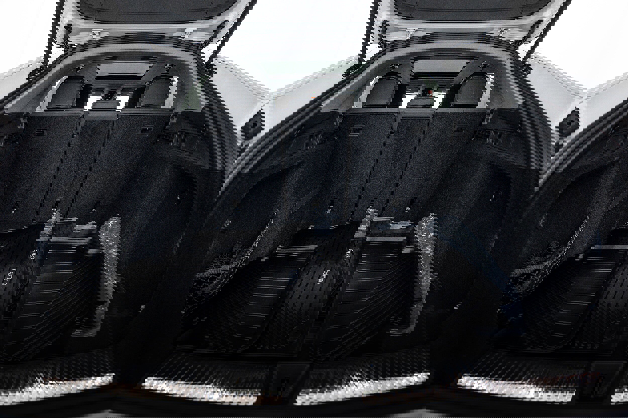 Certified 2025 Audi Q5 Premium Plus w/ Premium Plus AWD/4WD image 18