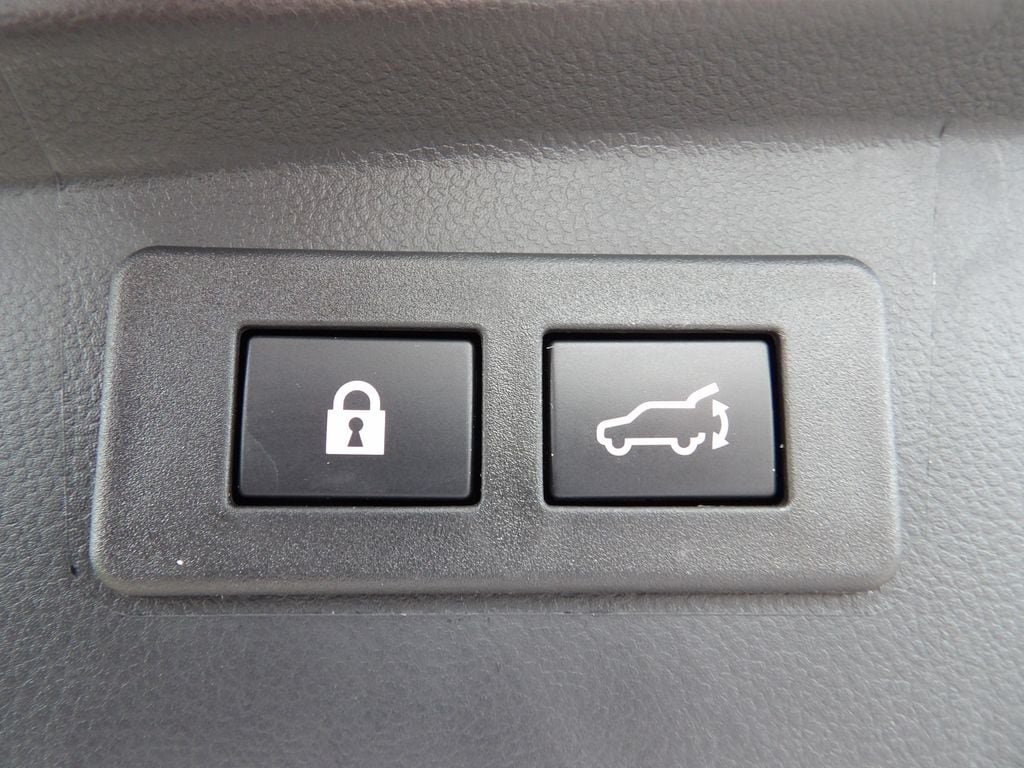 Used 2024 Subaru Outback Limited XT w/ Popular Package #2 AWD/4WD image 29