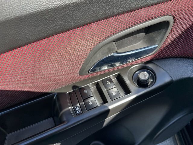 Used 2013 Chevrolet Cruze Eco image 11