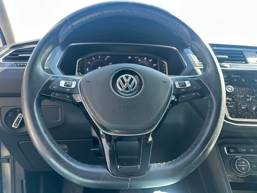 Used 2019 Volkswagen Tiguan SEL Premium AWD/4WD image 7