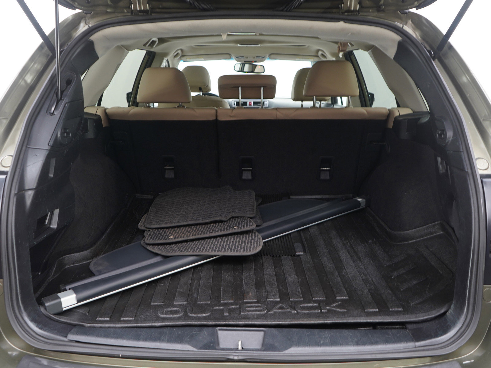 Used 2015 Subaru Outback 2.5i Limited image 9