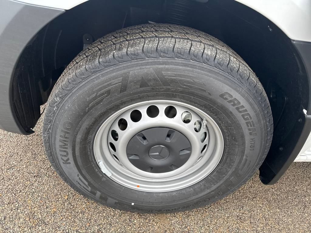 New 2025 Mercedes-Benz Sprinter 2500 image 21