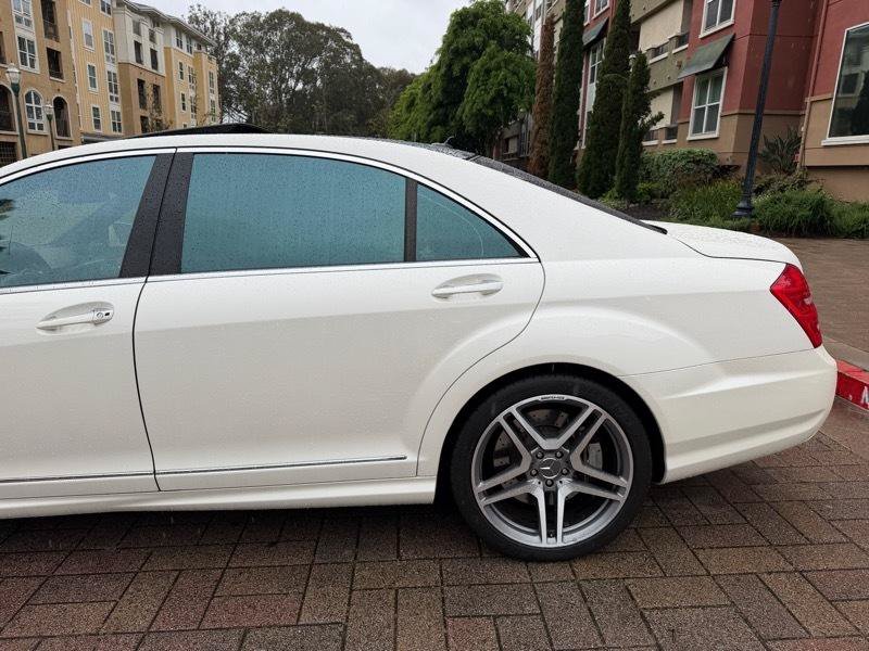 Used 2012 Mercedes-Benz S 63 AMG image 34