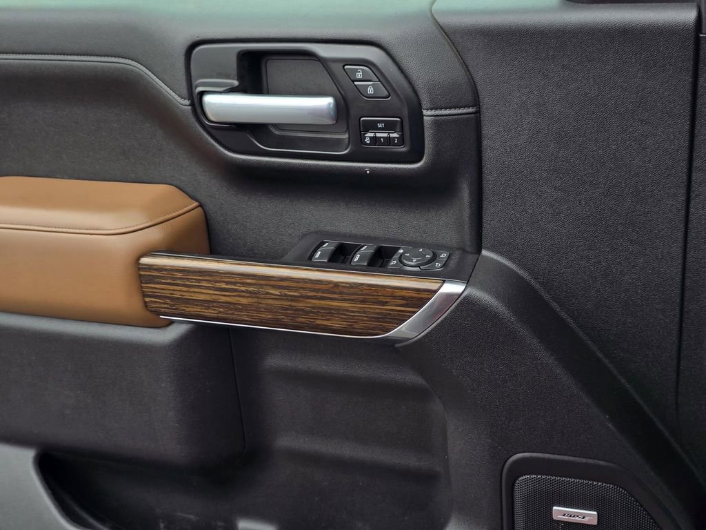 Used 2021 Chevrolet Silverado 1500 High Country w/ Technology Package AWD/4WD image 27