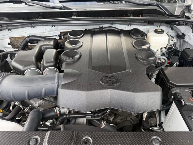 Used 2024 Toyota 4Runner SR5 image 33