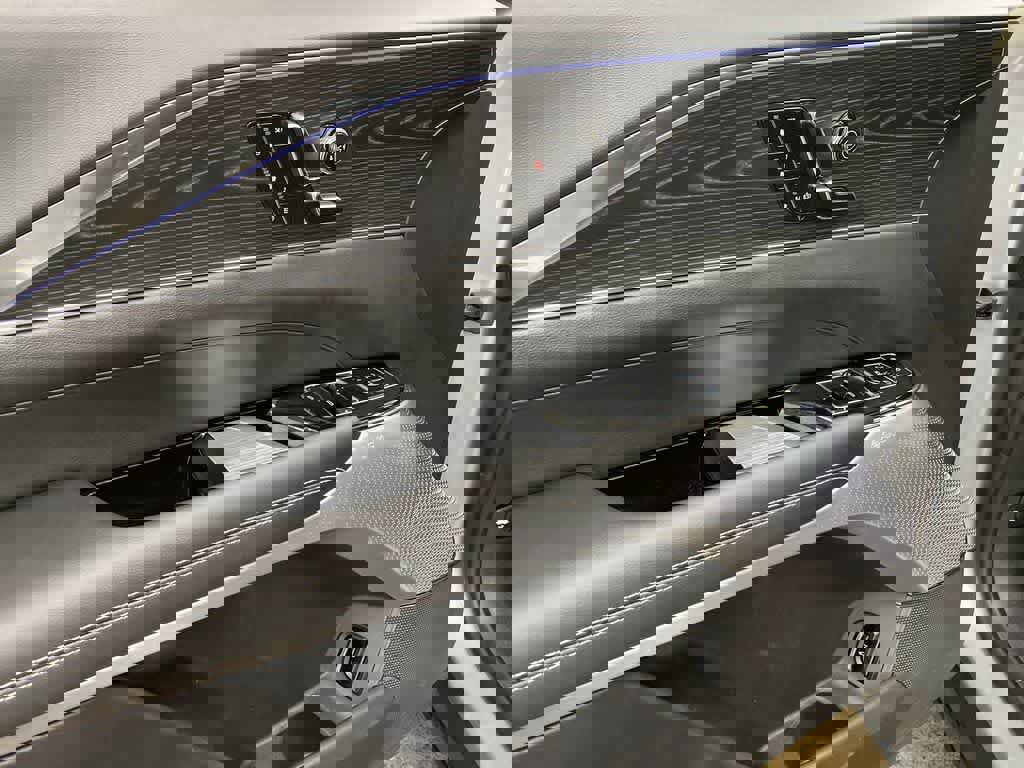 Certified 2024 Cadillac Lyriq Luxury w/ LPO, Floor Liner Package image 15