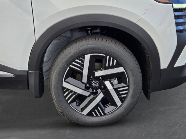 New 2026 Nissan Kicks SV w/ SV Premium Package image 8