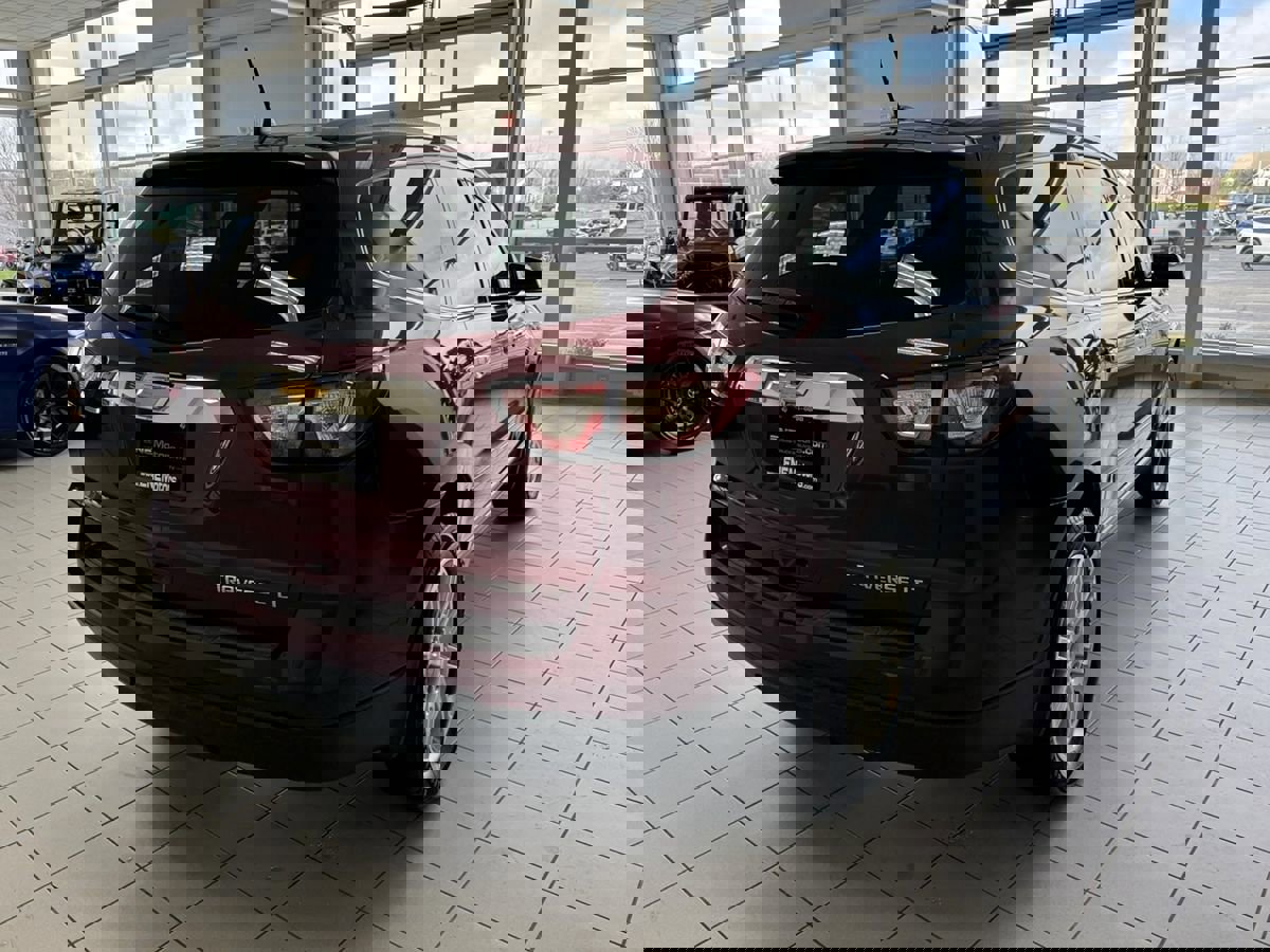 Used 2015 Chevrolet Traverse LT w/ Style and Technology Package image 8