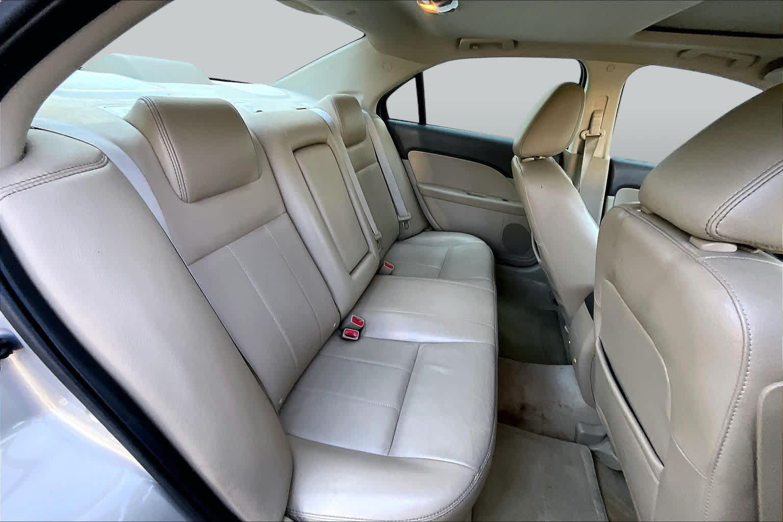 Used 2009 Mercury Milan Premier FWD image 19