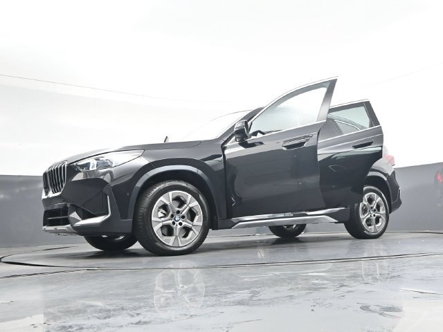 Used 2026 BMW X1 xDrive28i AWD/4WD image 43
