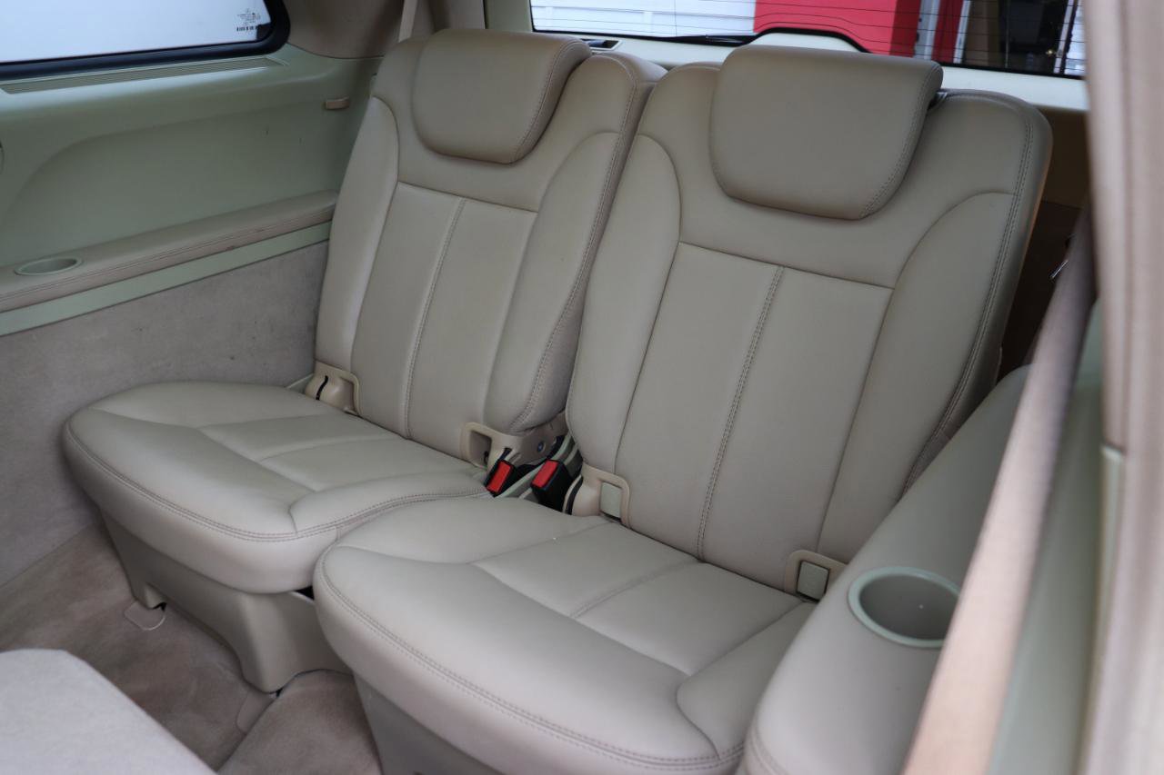 Used 2010 Mercedes-Benz GL 450 4MATIC image 13