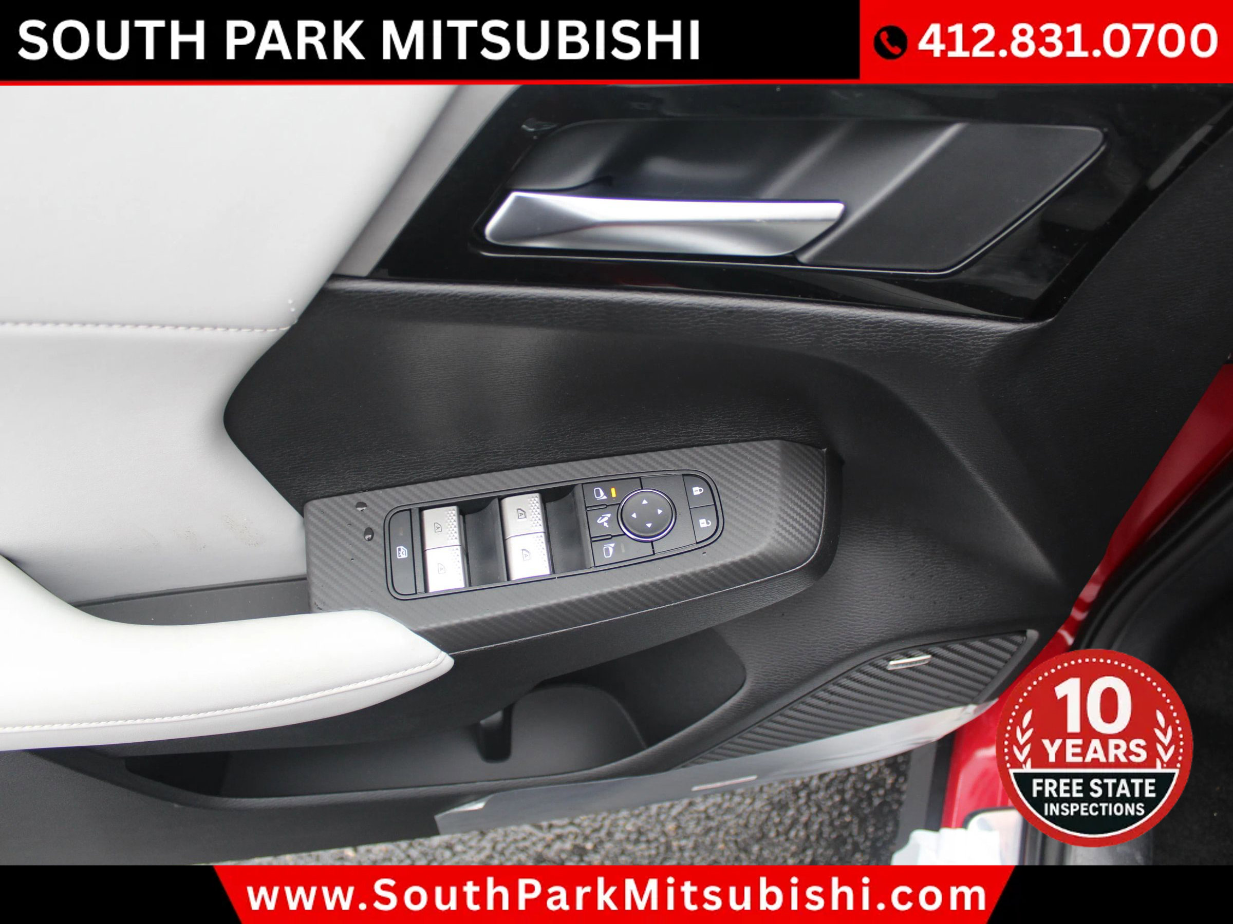 New 2025 Mitsubishi Outlander SE image 12