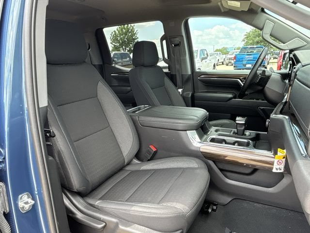 Used 2024 Chevrolet Silverado 1500 LT Trail Boss w/ Convenience Package II AWD/4WD image 31