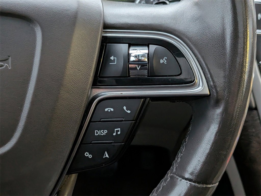 Used 2019 Lincoln Nautilus Select image 17