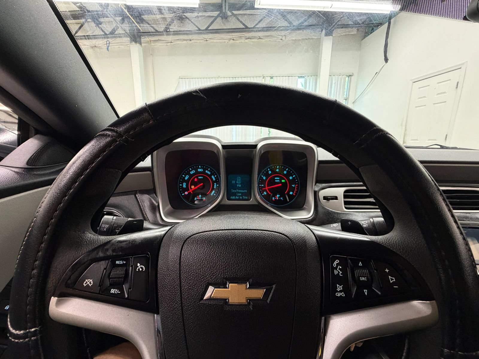 Used 2013 Chevrolet Camaro LS RWD image 25