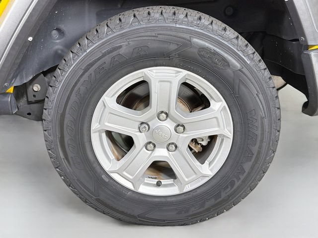 Used 2021 Jeep Wrangler Unlimited Sport AWD/4WD image 34