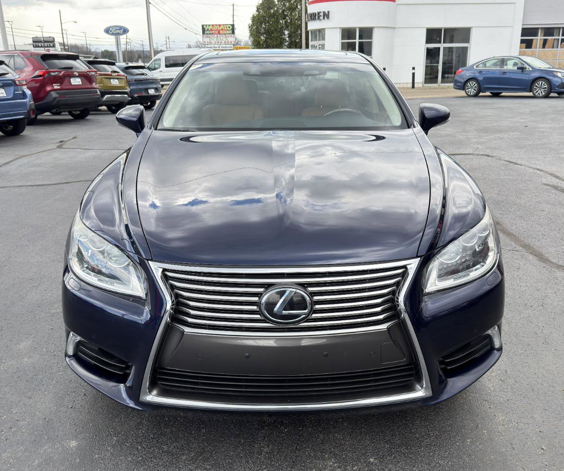 Used 2013 Lexus LS 460 L w/ Ultra Luxury Pkg image 5