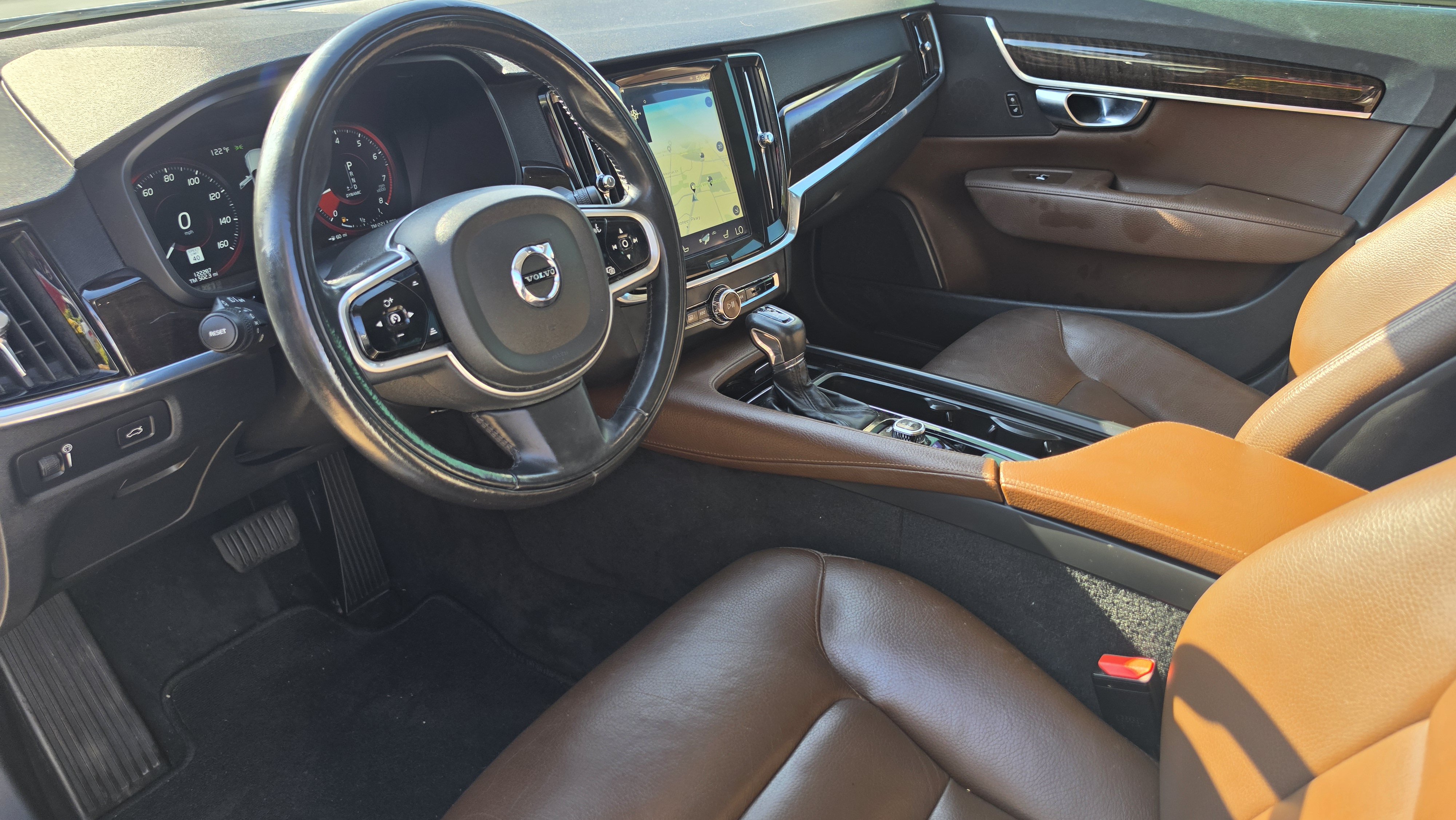 Used 2018 Volvo S90 T5 Momentum FWD image 24