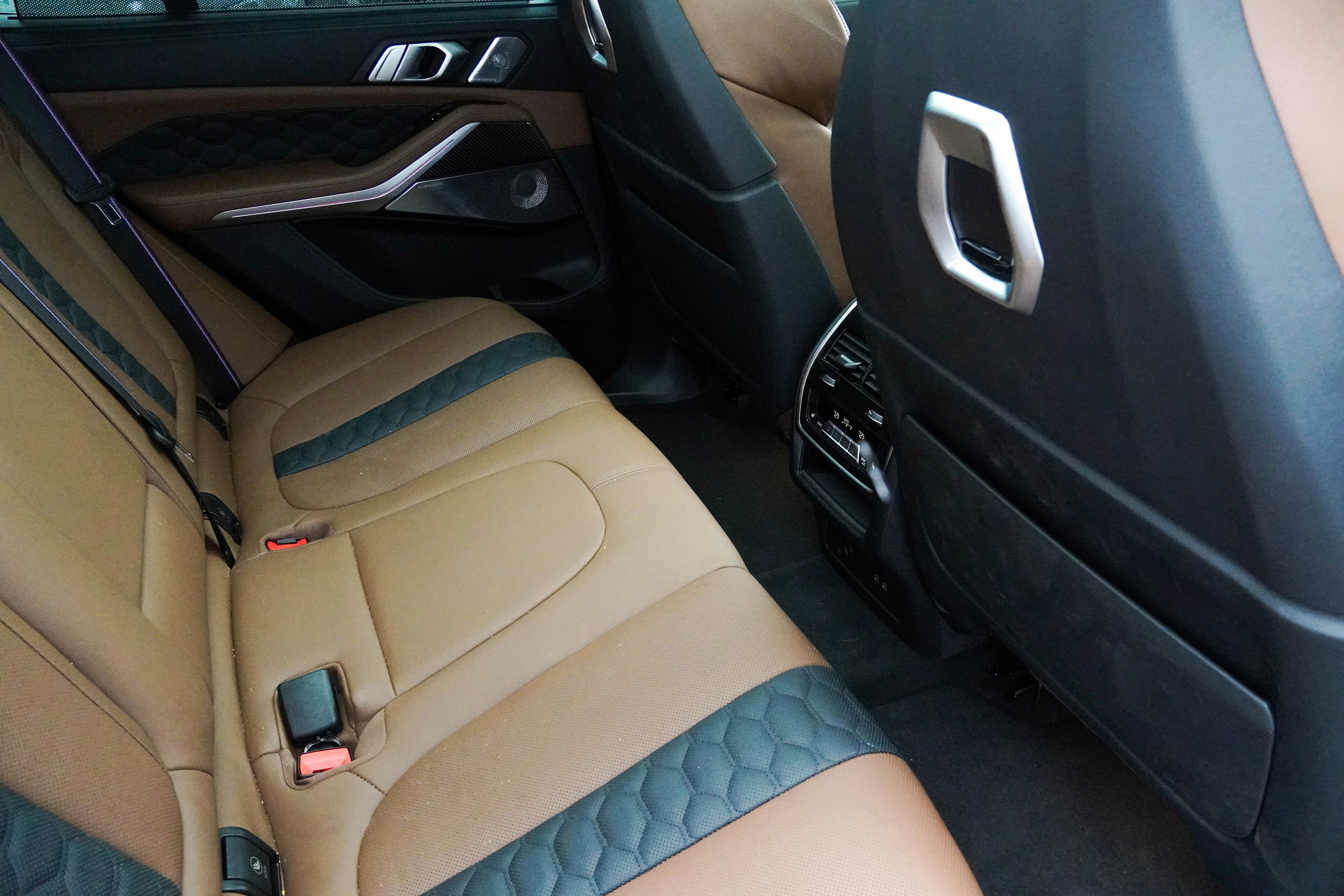 Used 2025 BMW X5 M Competition w/ Executive Package AWD/4WD image 35