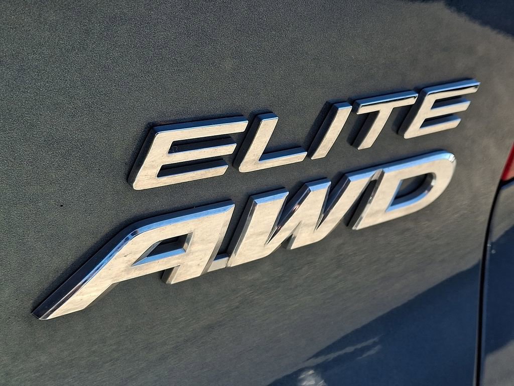Used 2021 Honda Pilot Elite image 30