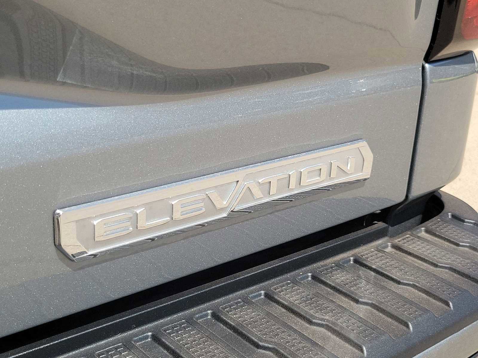 Used 2026 GMC Sierra 1500 Elevation image 12