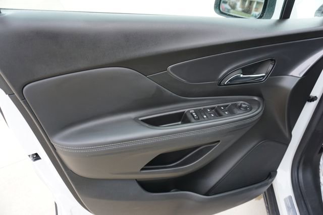 Used 2022 Buick Encore Preferred w/ Safety Package image 14