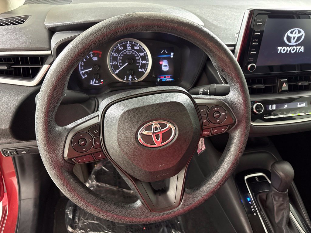 Used 2020 Toyota Corolla LE w/ Carpet Mat Package (TMS) FWD image 25