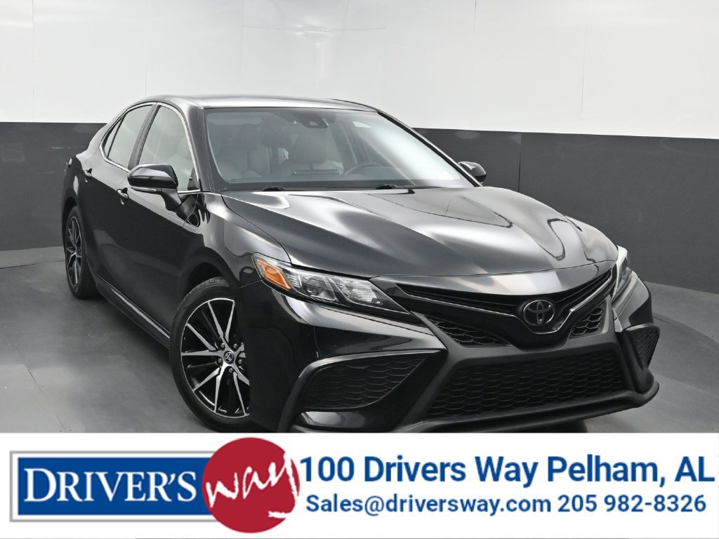 Used 2023 Toyota Camry SE