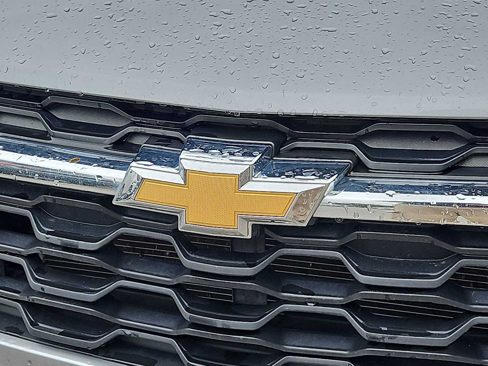 Used 2025 Chevrolet Trax LT FWD image 12