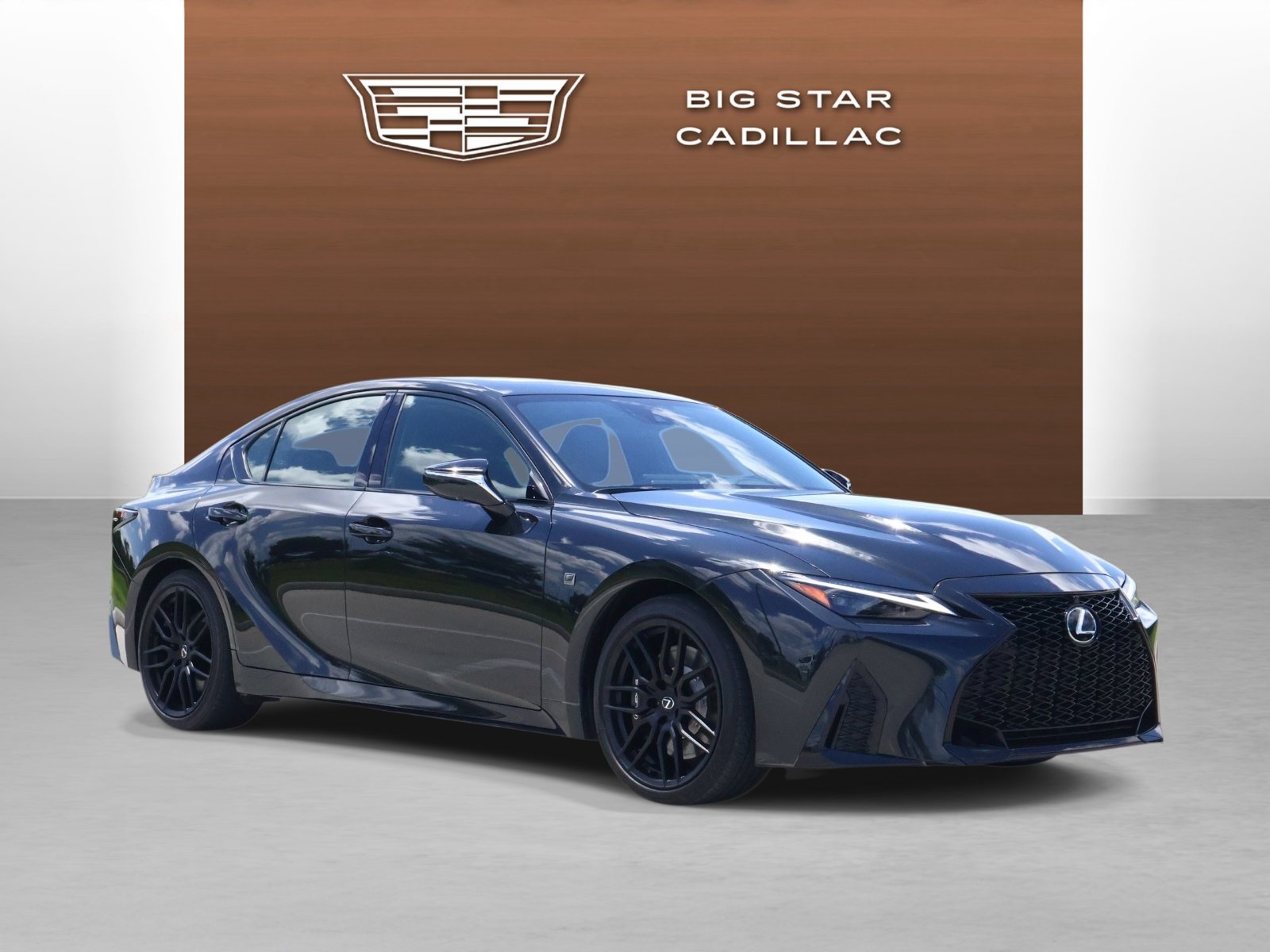 Used 2023 Lexus IS 500 RWD image 7
