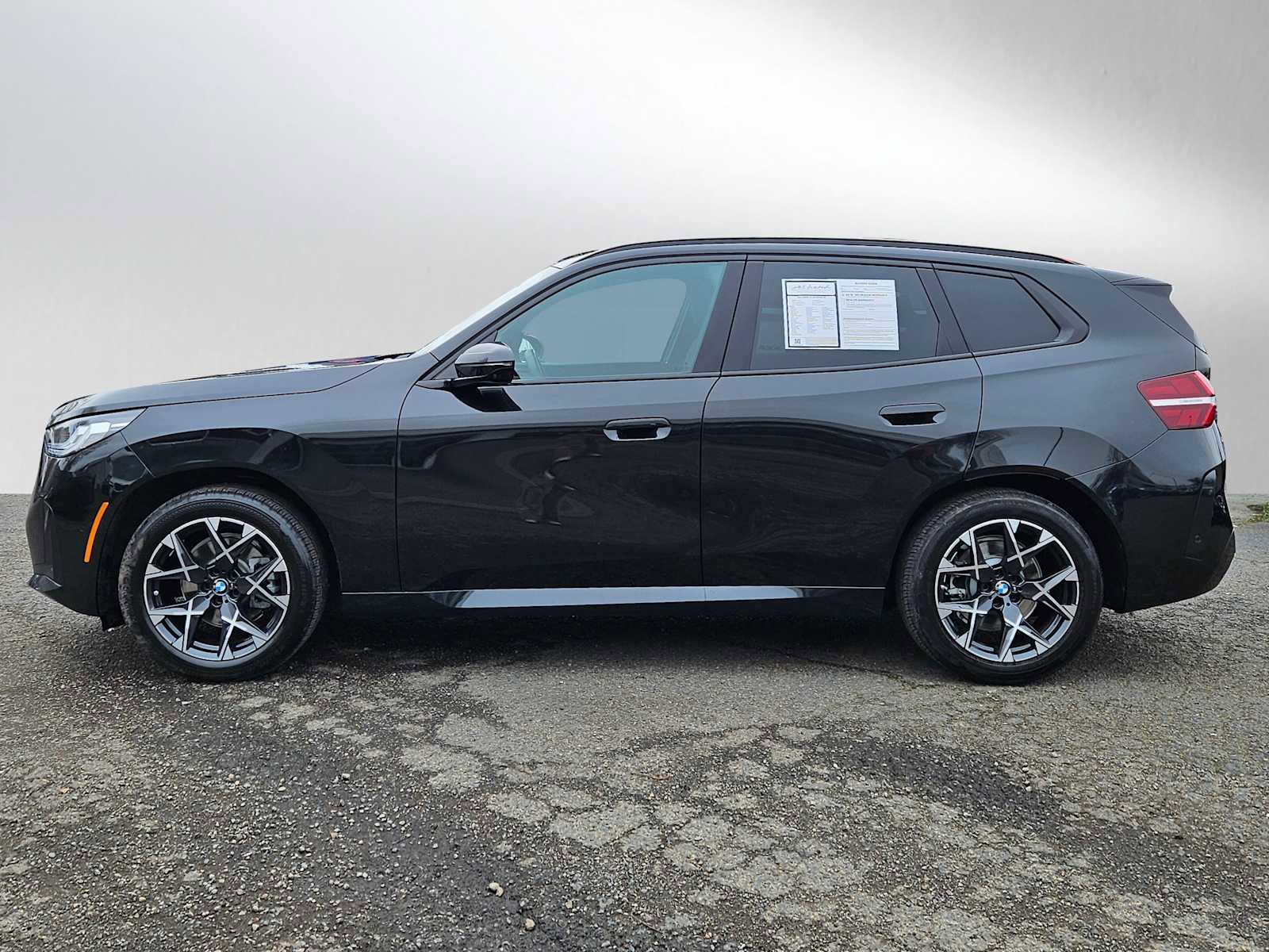Used 2025 BMW X3 xDrive30i image 6