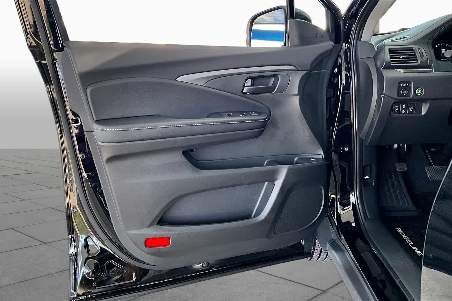 New 2026 Honda Ridgeline Sport image 10