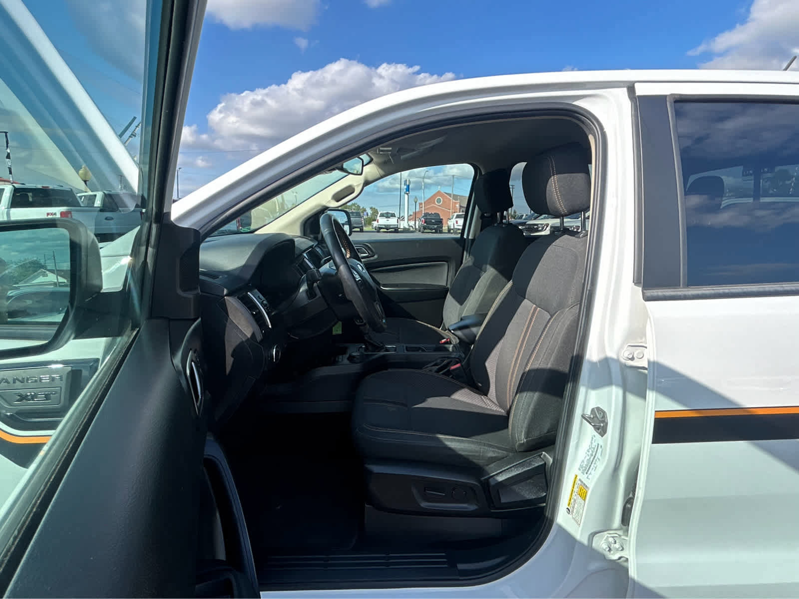 Used 2022 Ford Ranger XLT w/ Equipment Group 302A High image 13