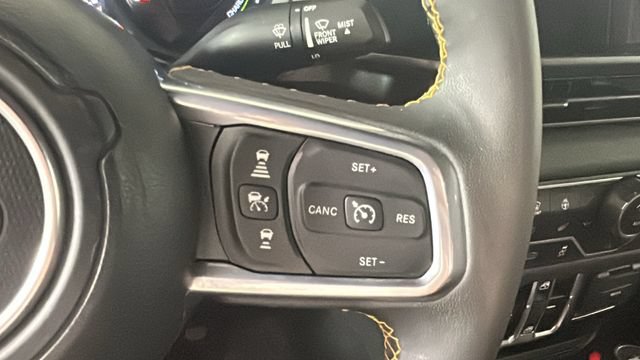 Used 2024 Jeep Wrangler Unlimited Sahara w/ Safety Group AWD/4WD image 17