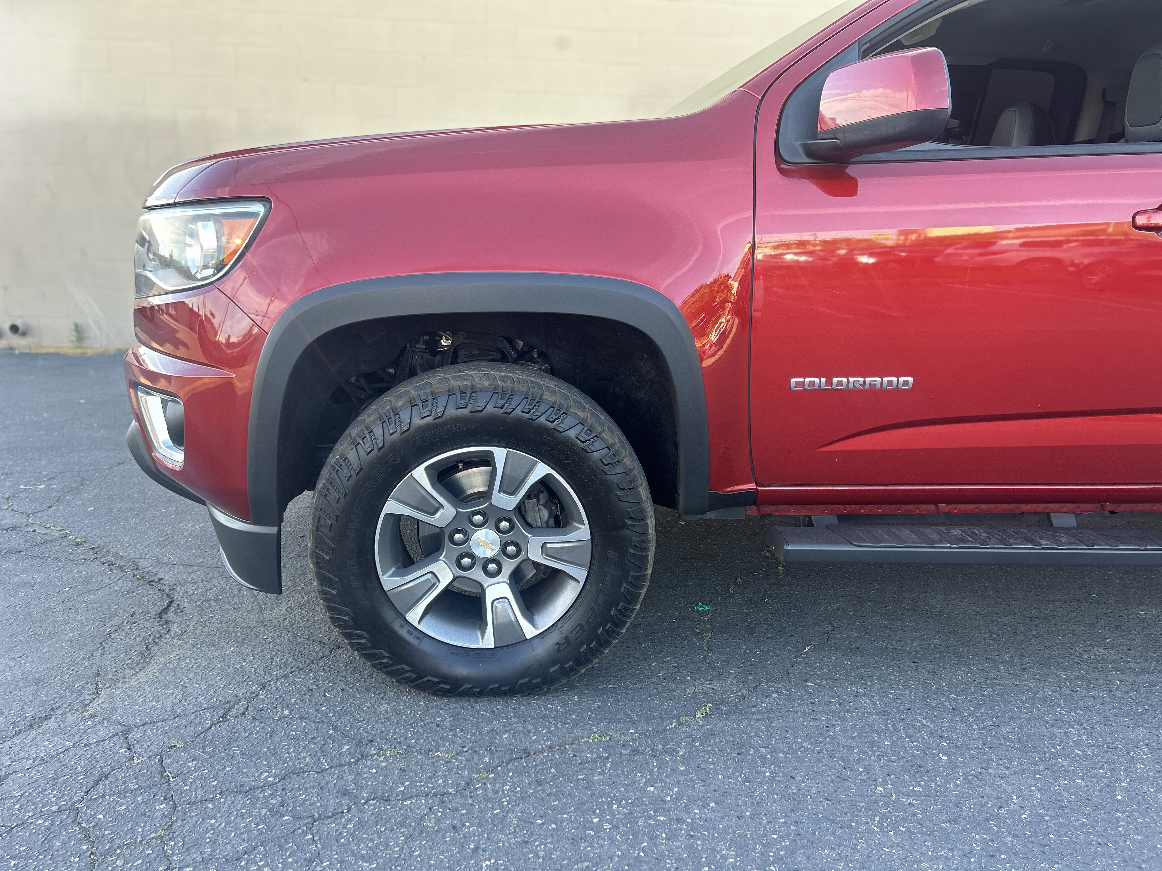 Used 2015 Chevrolet Colorado Z71 image 5