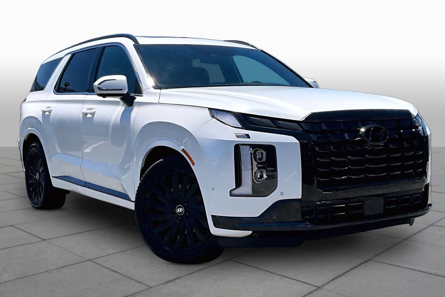 Used 2024 Hyundai Palisade Calligraphy AWD/4WD image 3