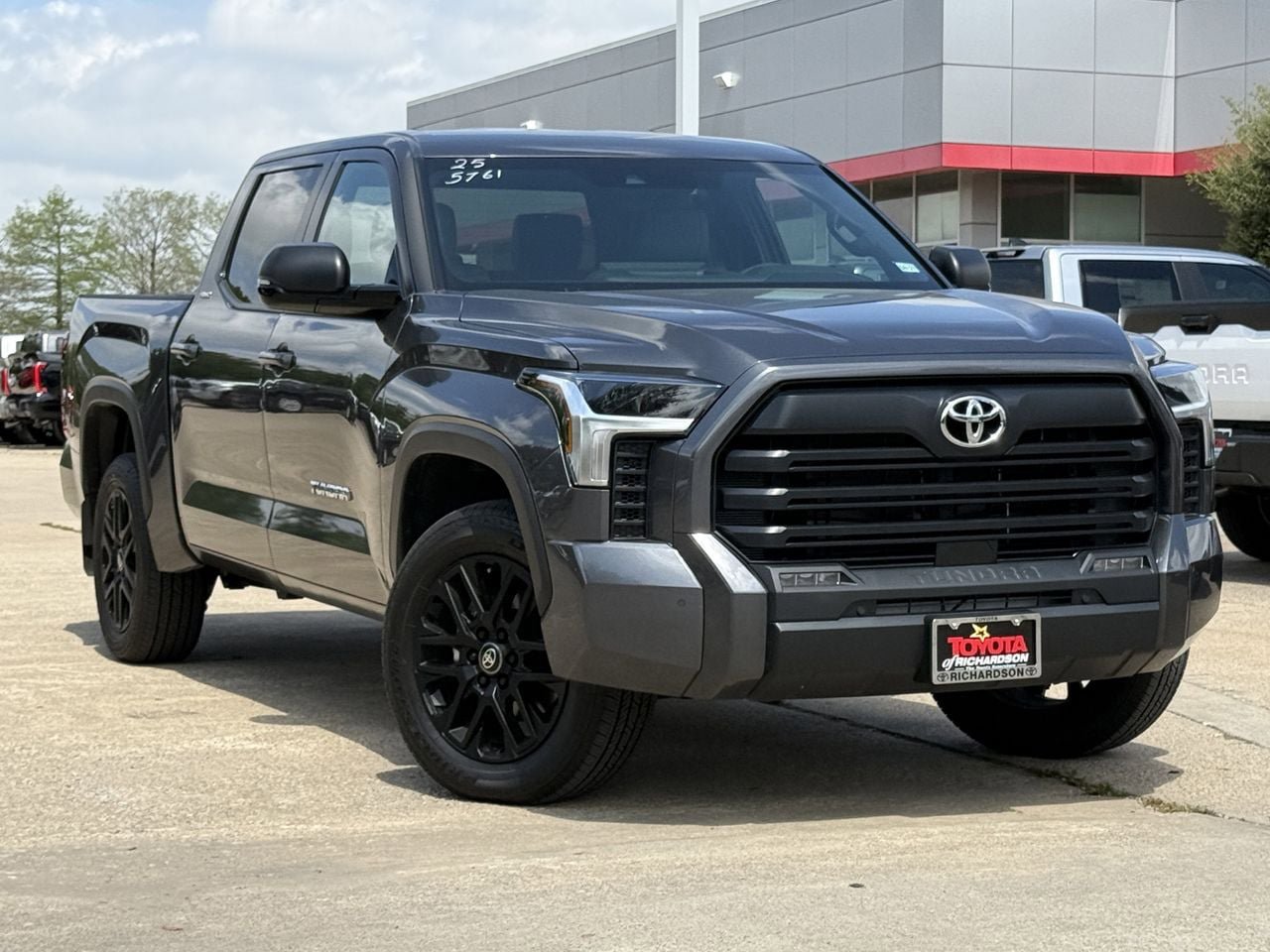 Used 2025 Toyota Tundra SR5 w/ SR5 Premium Package AWD/4WD image 2