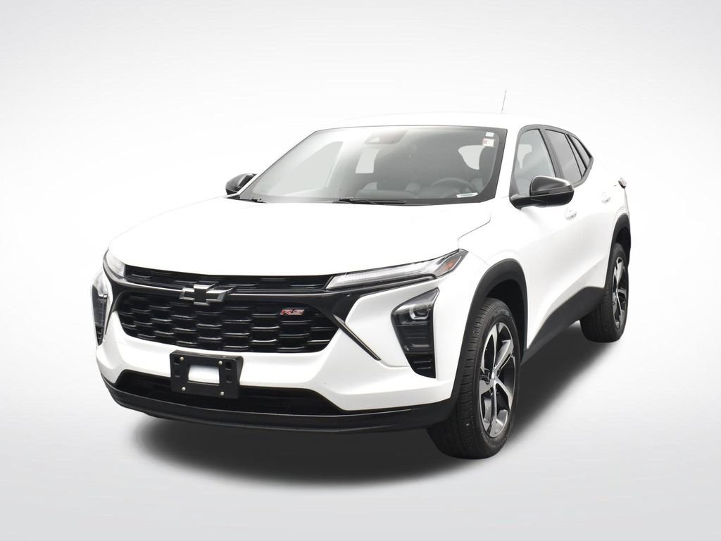 Used 2024 Chevrolet Trax RS FWD image 12