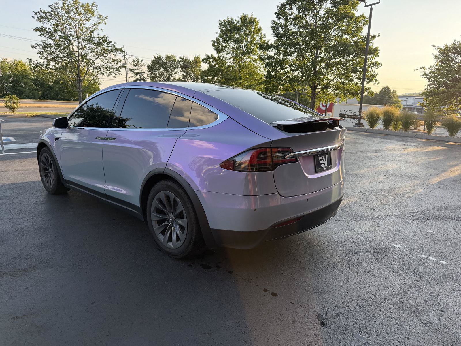 Used 2018 Tesla Model X 75D AWD/4WD image 6
