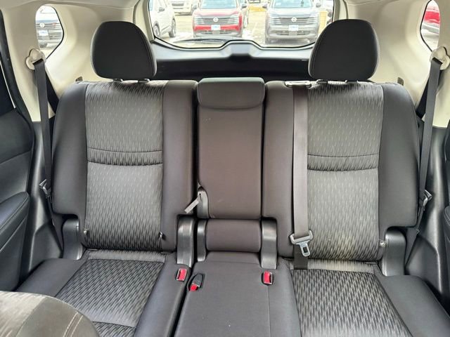 Used 2020 Nissan Rogue S w/ Special Edition Package image 24