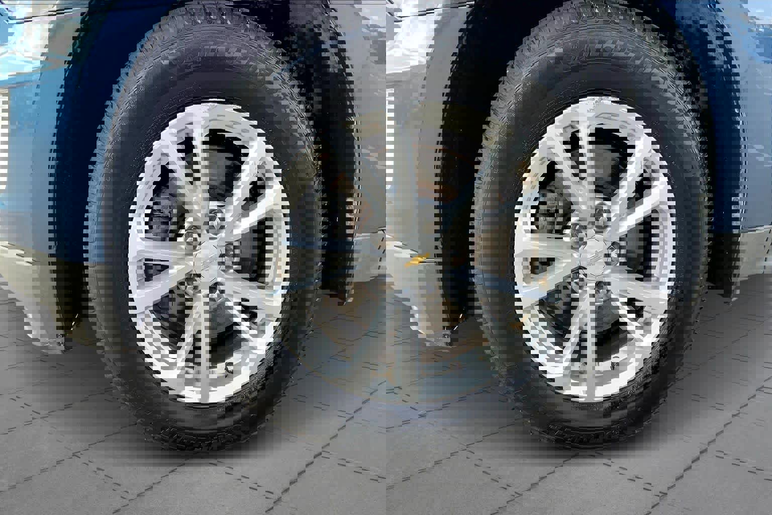 Used 2016 Chevrolet Equinox LT w/ Convenience Package image 10