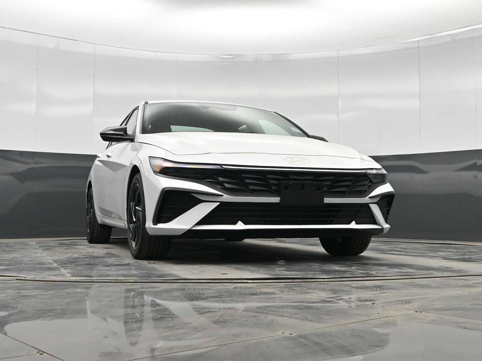 New 2026 Hyundai Elantra Sport w/ Cargo Package image 29