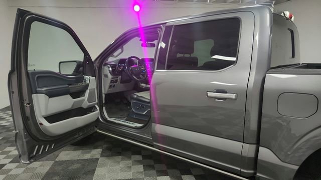 Used 2022 Ford F150 Limited image 17