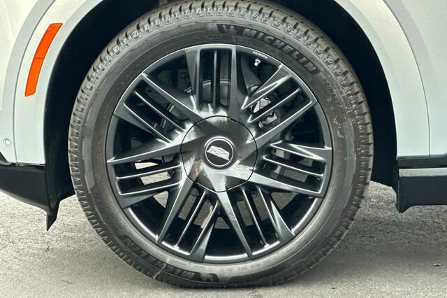 New 2025 Cadillac Escalade IQ Sport 1 w/ LPO, ONYX Package image 25
