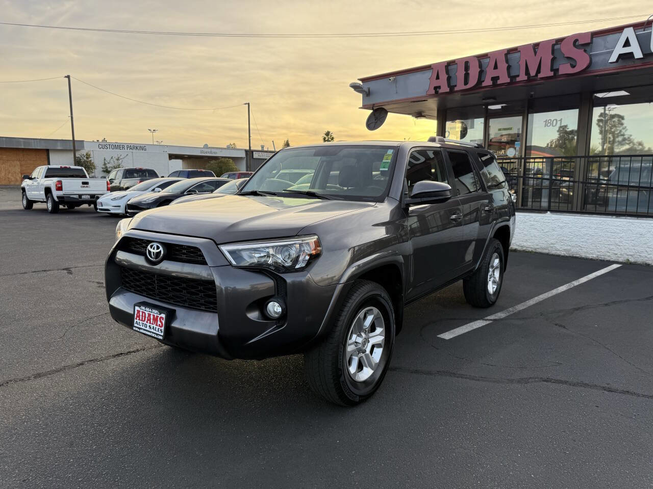 Used 2019 Toyota 4Runner SR5 AWD/4WD image 7
