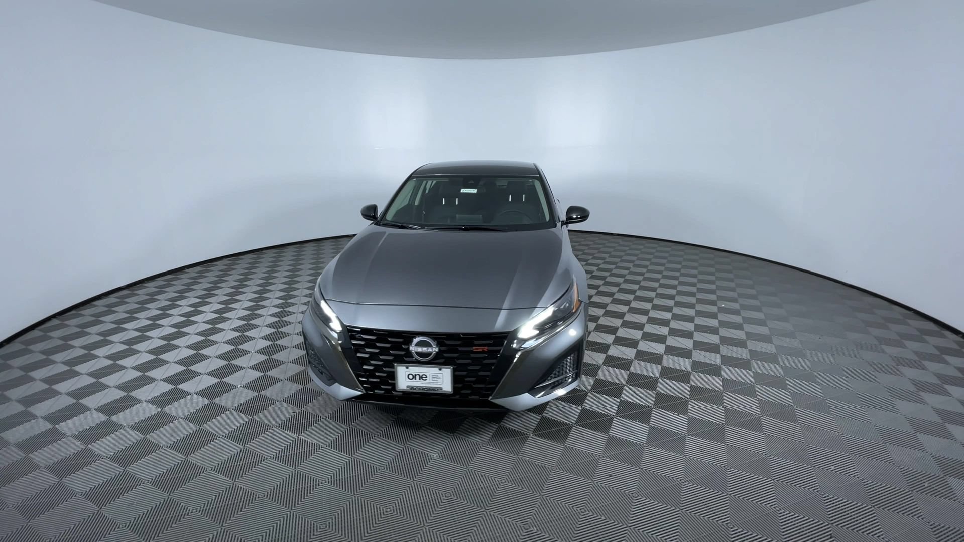 Certified 2025 Nissan Altima 2.5 SR AWD/4WD image 3