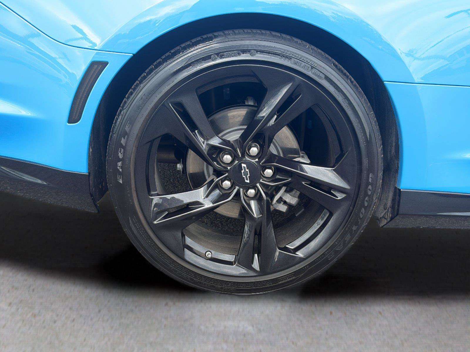 Used 2023 Chevrolet Camaro LT w/ Technology Package RWD image 49