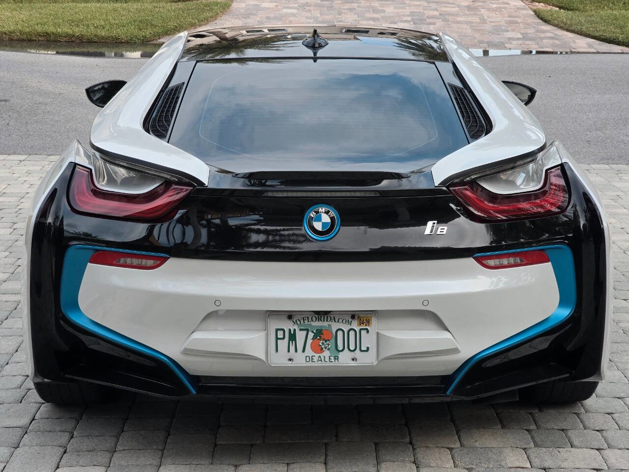 Used 2019 BMW i8 Coupe image 40