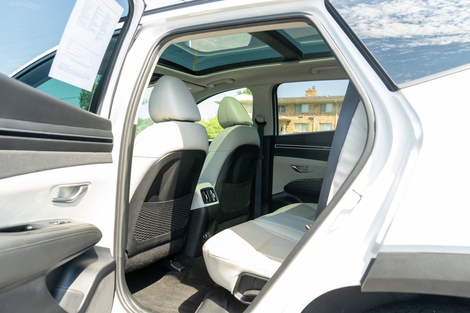 Used 2024 Hyundai Tucson Limited AWD/4WD image 30