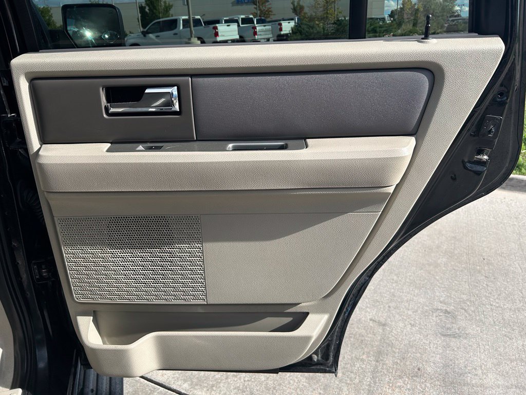Used 2011 Ford Expedition XL w/ 101A Rapid Spec Order Code AWD/4WD image 25